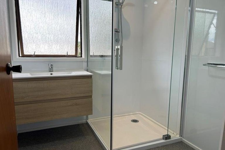 Photo of property in 11b Mountain Road, Western Heights, Rotorua, 3015