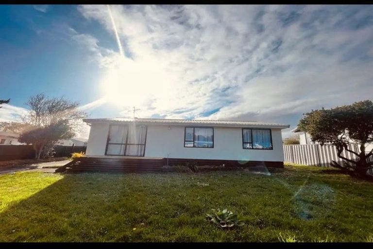 Photo of property in 34 Heathdale Crescent, Papakura, 2110