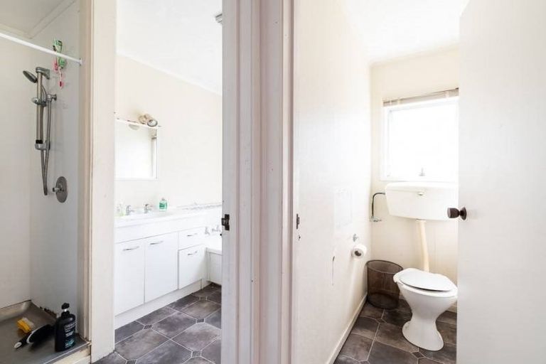 Photo of property in 29 Moncrieff Avenue, Clendon Park, Auckland, 2103