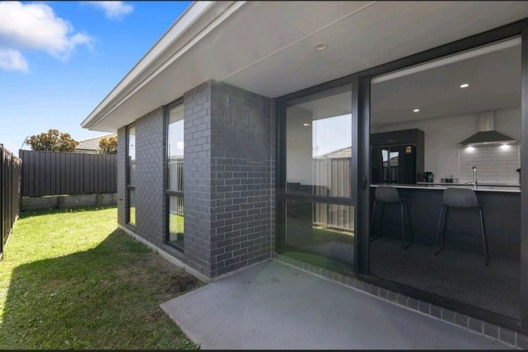 Photo of property in 18 Pioneer Crescent, Omokoroa, 3114