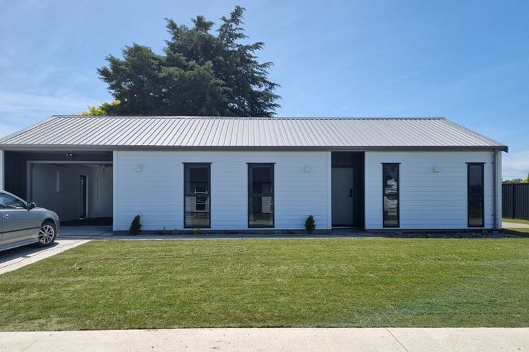 Photo of property in 38 Plains Avenue, Masterton, 5810
