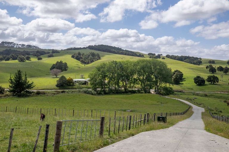 Photo of property in 444 Komokoriki Hill Road, Makarau, Warkworth, 0981