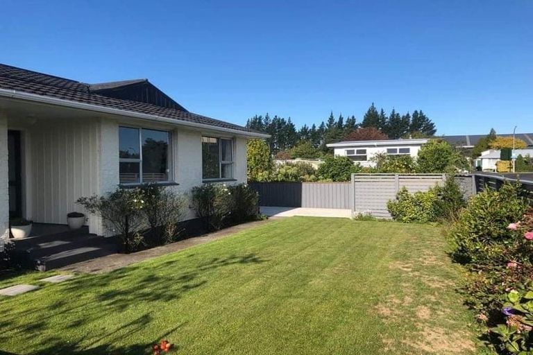 Photo of property in 2 Karaka Street, Inglewood, 4330