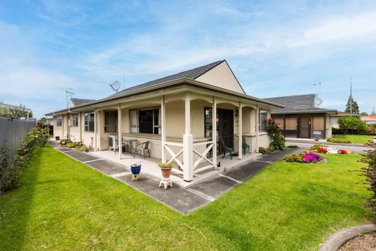 Photo of property in 1/3 Church Road, Taradale, Napier, 4112