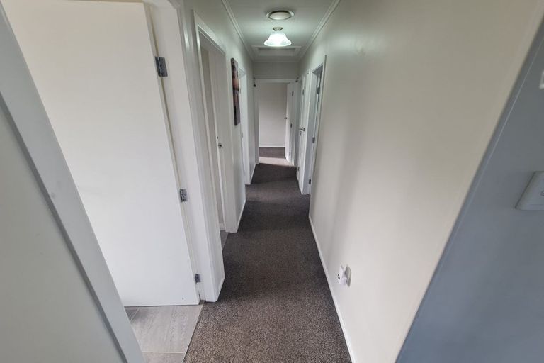 Photo of property in 8 Christchurch Crescent, Kelson, Lower Hutt, 5010