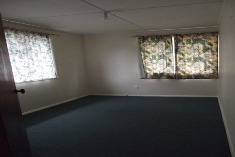 Photo of property in 11 Mcbain Grove, Avalon, Lower Hutt, 5011