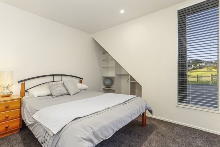 Photo of property in 36c Kewa Road, Albany Heights, Auckland, 0632