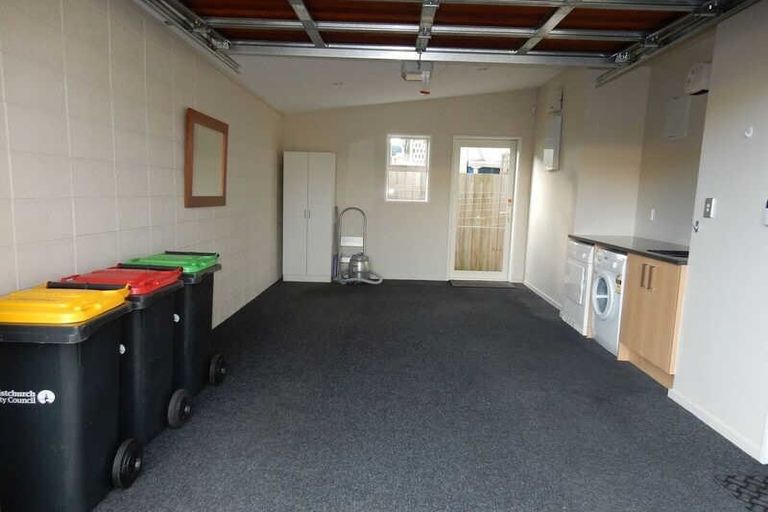 Photo of property in 2/43 Main Road, Redcliffs, Christchurch, 8081