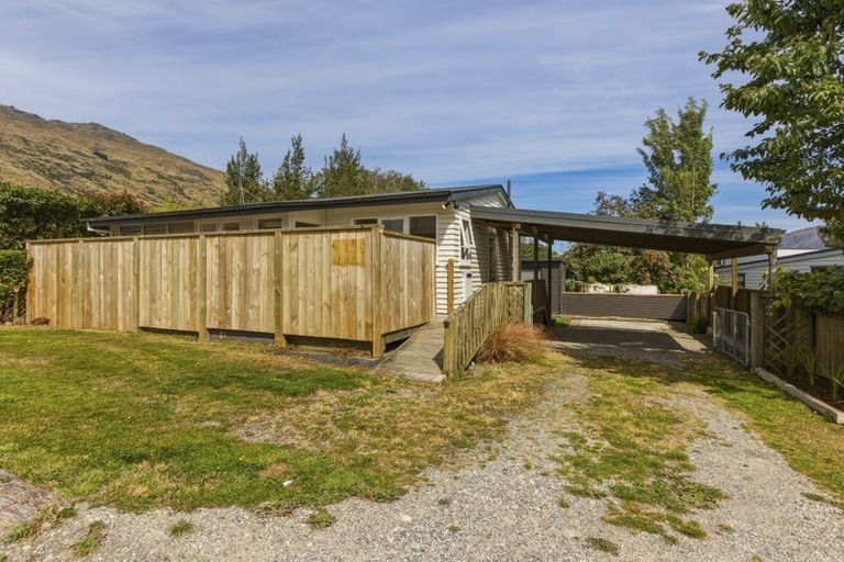 Photo of property in 4 Kent Street, Kingston, Athol, 9793