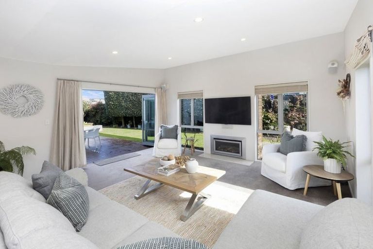 Photo of property in 67 Eastwood Rise, Waimairi Beach, Christchurch, 8083
