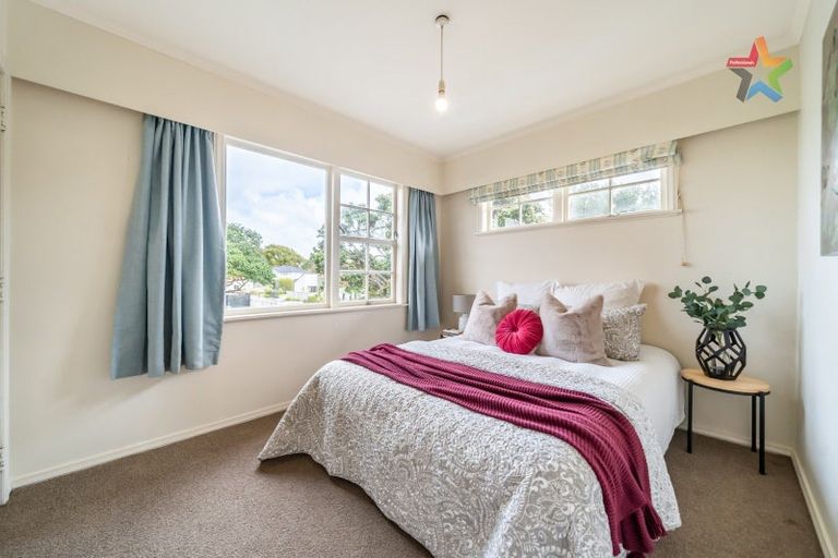 Photo of property in 1/23 Saint Columbans Grove, Boulcott, Lower Hutt, 5010