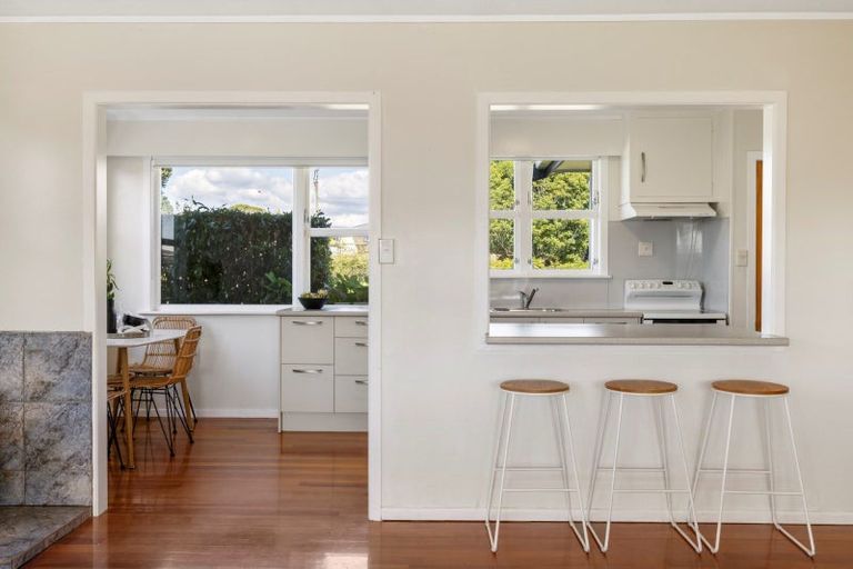 Photo of property in 1 Winiata Street, Brookfield, Tauranga, 3110