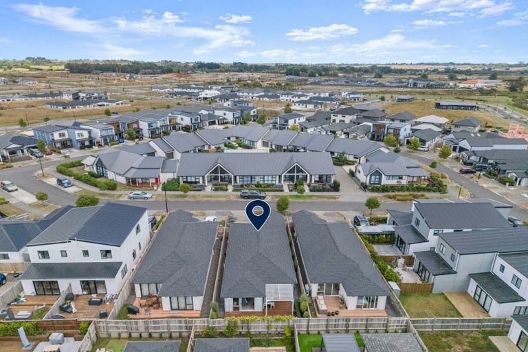 Photo of property in 9 Aho Lane, Karaka, Papakura, 2113