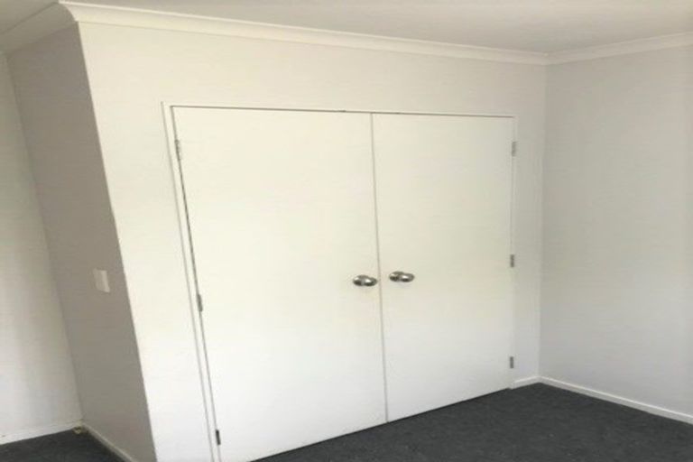 Photo of property in 10 Hinau Street, New Lynn, Auckland, 0600
