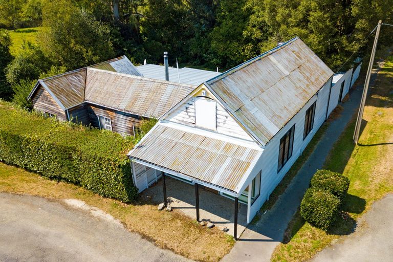 Property details for 568 Woodbury Road, Woodbury, Geraldine, 7991