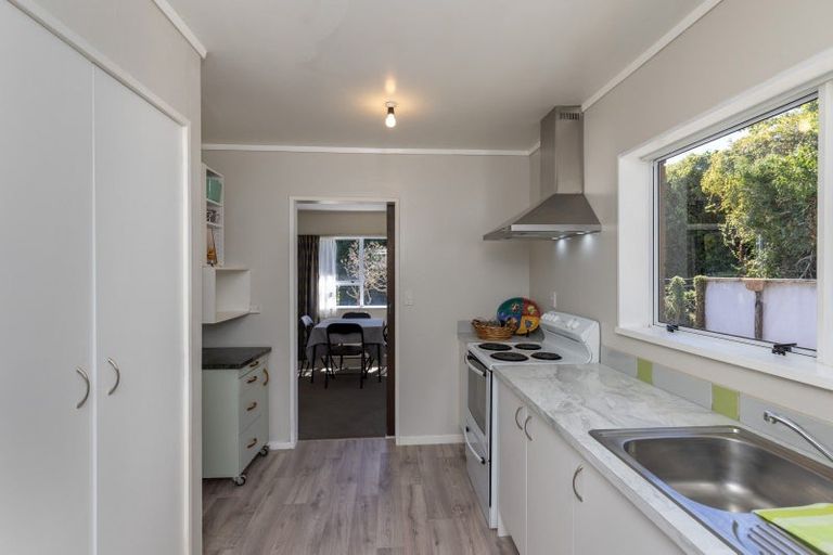 Photo of property in 70a Rimu Street, Waikanae, 5036