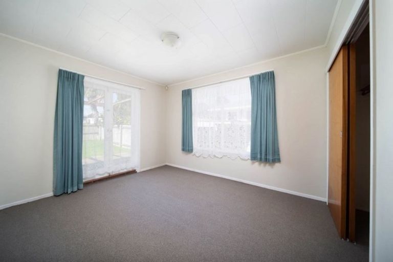 Photo of property in 10 Ben Lora Place, Mangere East, Auckland, 2024