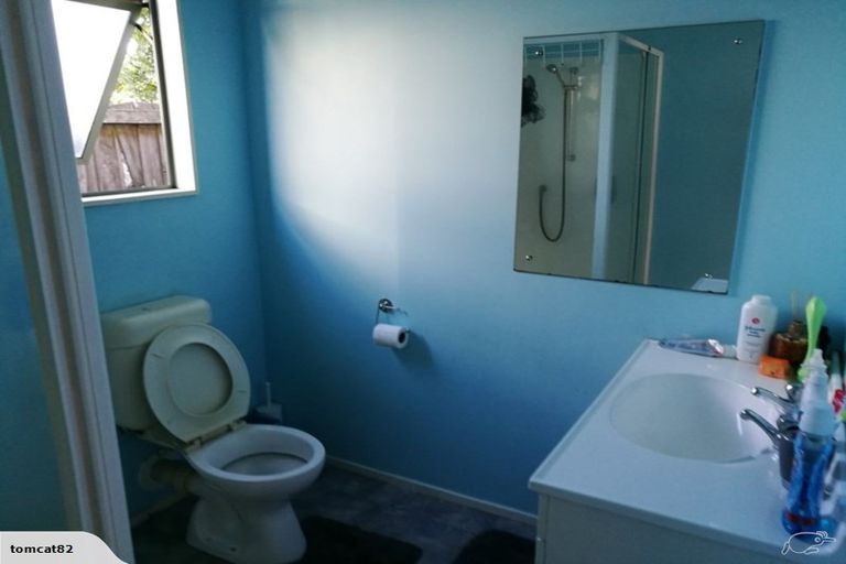 Photo of property in 39 Kathleen Crescent, Hornby, Christchurch, 8042