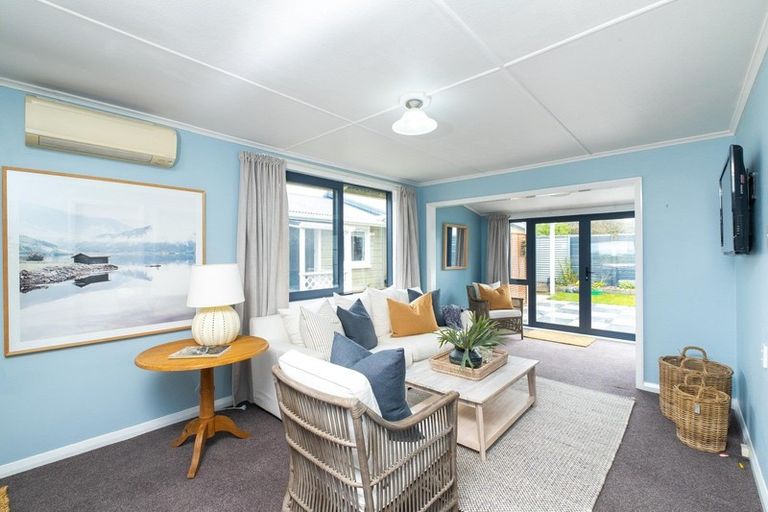 Photo of property in 16 Collison Terrace, Haumoana, 4102