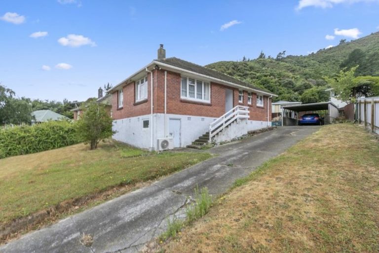 Photo of property in 47 Judd Crescent, Naenae, Lower Hutt, 5011