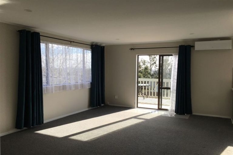 Photo of property in 33 Danube Lane, Glen Eden, Auckland, 0602