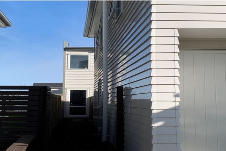 Photo of property in 12 Hopuni Way, Takanini, 2112