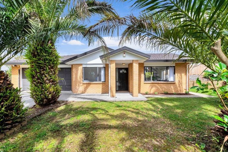 Photo of property in 47 Fleetwood Drive, Henderson, Auckland, 0612