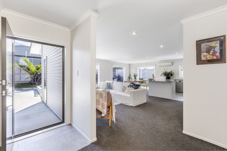 Photo of property in 797c Te Atatu Road, Te Atatu Peninsula, Auckland, 0610