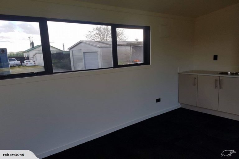 Photo of property in 18 Waihoehoe Road, Drury, 2113