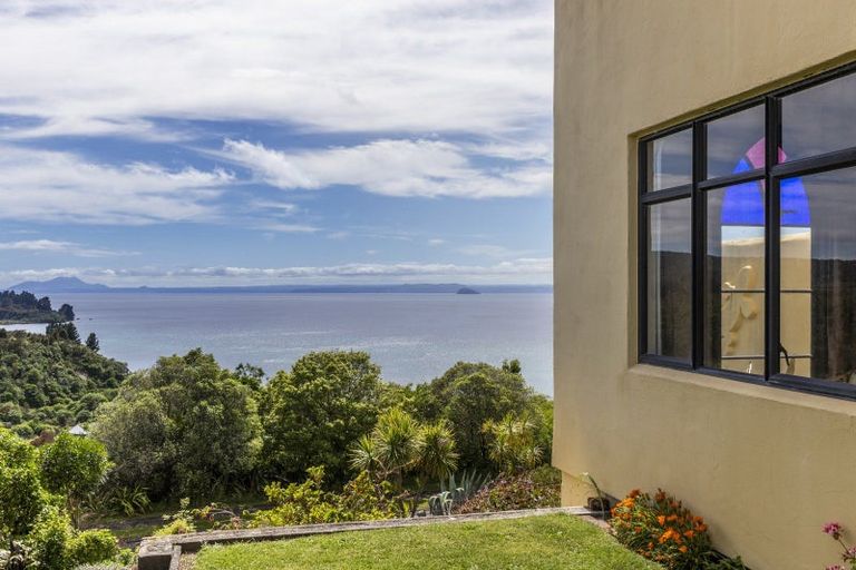 Photo of property in 18 Turangitukua Terrace, Kuratau, Turangi, 3381