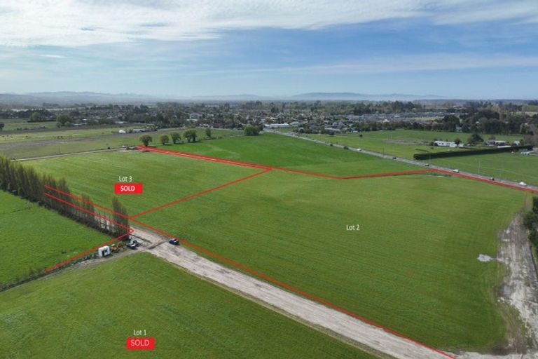 Photo of property in 27 Te Pouapatuki Road, Woodend, Kaiapoi, 7691