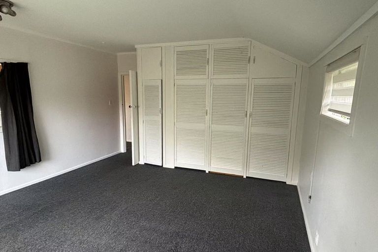 Photo of property in 10 Seaview Road, Milford, Auckland, 0620