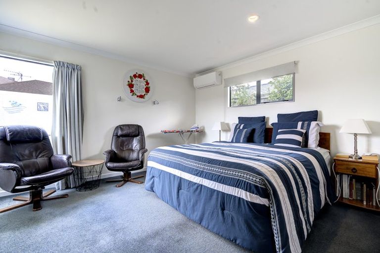 Photo of property in 43a Cairns Crescent, Rototuna, Hamilton, 3210