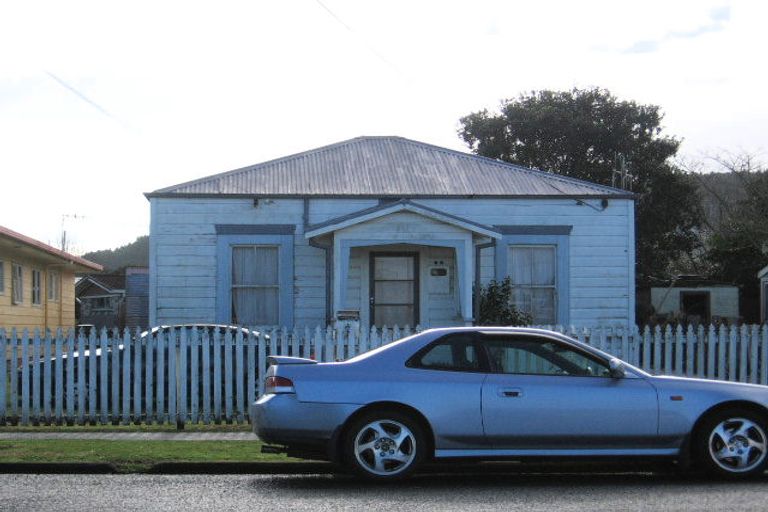 Photo of property in 7 Wolfe Street, Regent, Whangarei, 0112