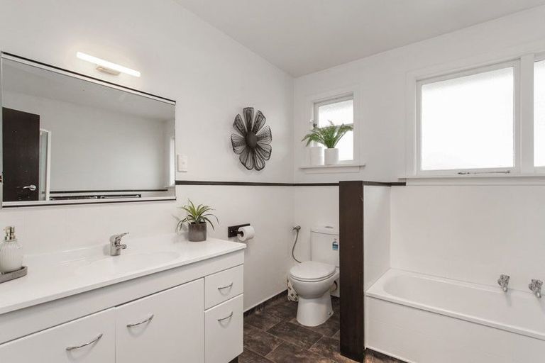 Photo of property in 60 Kellys Road, Mairehau, Christchurch, 8052