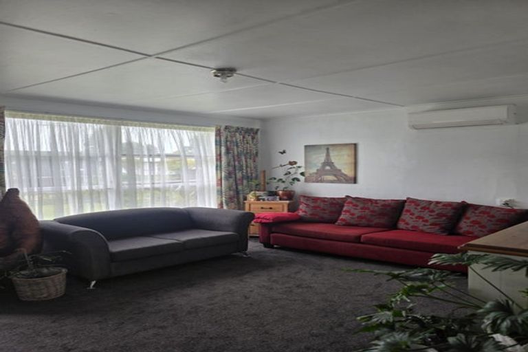 Photo of property in 1b Farnworth Avenue, Holdens Bay, Rotorua, 3010