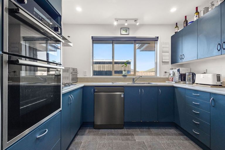 Photo of property in 19 Springs Road, Hornby, Christchurch, 8042