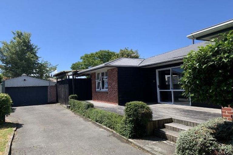 Photo of property in 10 Beatrice Place, Avonhead, Christchurch, 8042