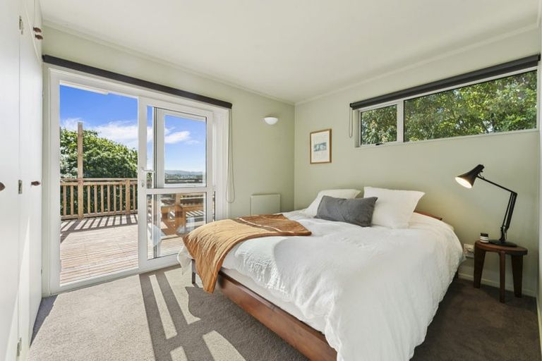 Photo of property in 261 Titirangi Road, Titirangi, Auckland, 0604