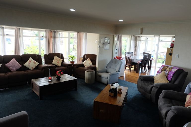 Photo of property in 26 Kimihia Road, Huntly, 3700