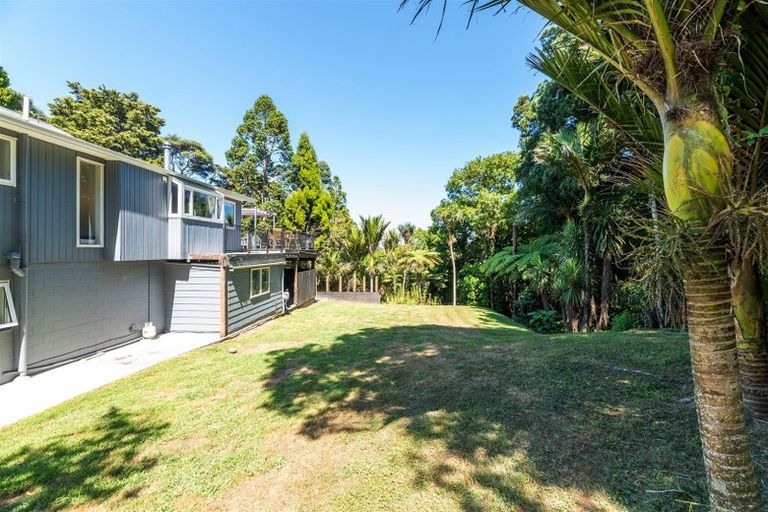 Photo of property in 143 Cable Road, Waimauku, 0881