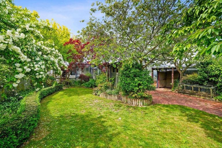 Photo of property in 25 Mortlake Street, Islington, Christchurch, 8042