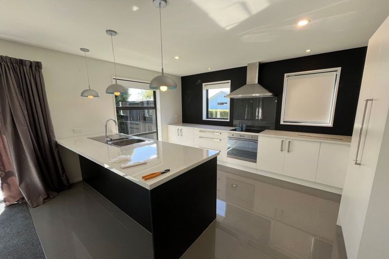 Photo of property in 3 Jefferson Close, Halswell, Christchurch, 8025