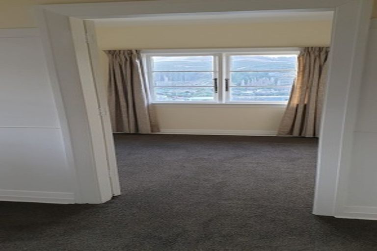 Photo of property in 19 Scotland Terrace, Green Island, Dunedin, 9018