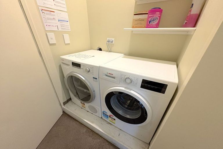 Photo of property in 42b Maxwell Street, Riccarton, Christchurch, 8041