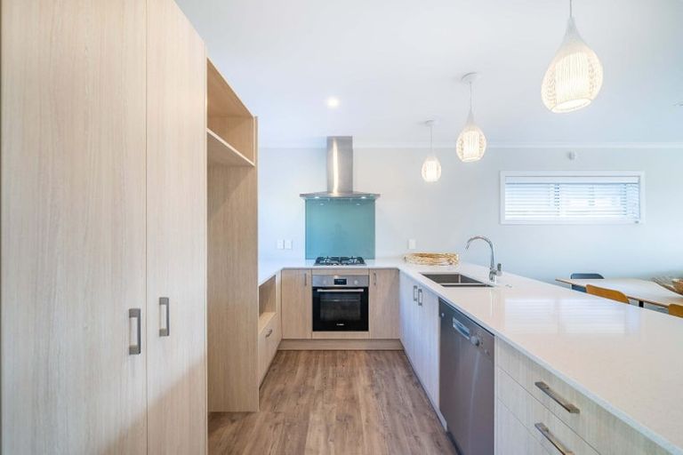 Photo of property in 4 Takapo Grove, Kelson, Lower Hutt, 5010