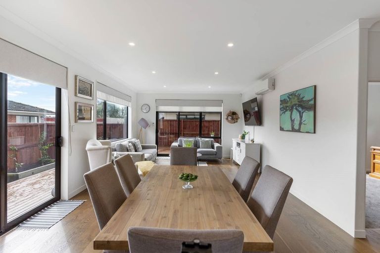 Photo of property in 39a Rodney Street, Howick, Auckland, 2014