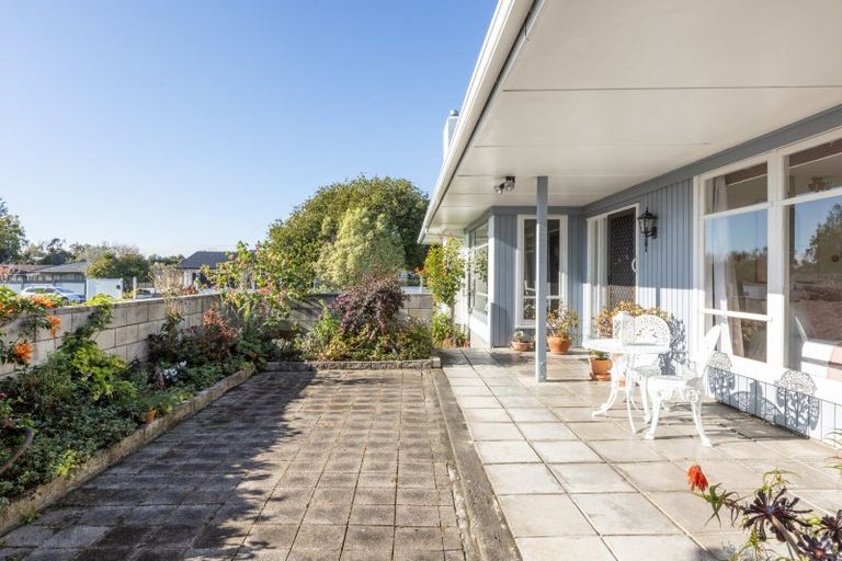 Photo of property in 14 Durham Drive, Havelock North, 4130