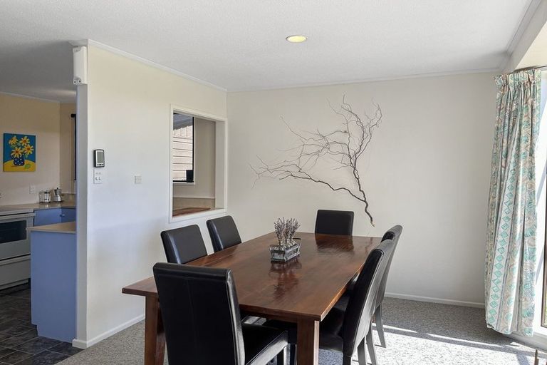 Photo of property in 13 Benmore Place, Omarama, 9412