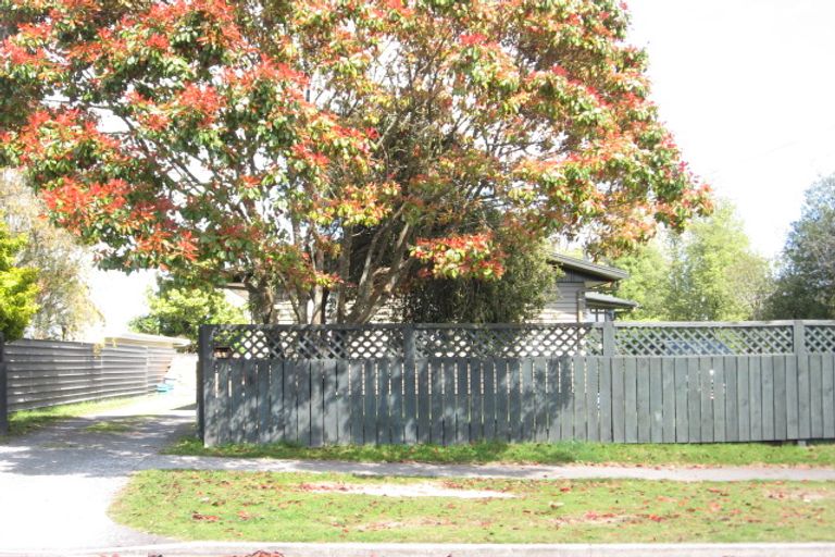 Photo of property in 49 Taupo View Road, Taupo, 3330